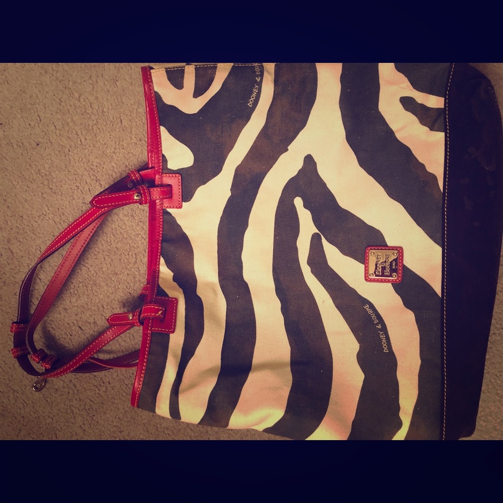 Large Dooney & Bourke Bag
